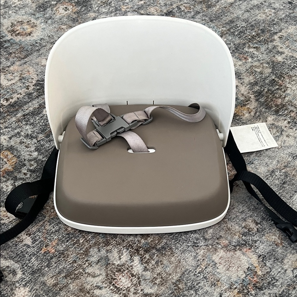 Kids Booster Seat with Straps - White and Tan